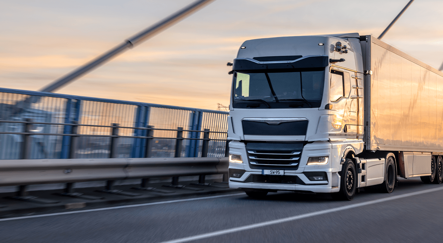 Caminhão na estrada